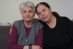 FATMA TEYZE TAKİP CİHAZIYLA ARTIK GÜVENDE İKİ GÜNLÜK ENDİŞELİ BEKLEYİŞ SEVİNÇLE SONUÇLANDI DENİZLİ BÜYÜKŞEHİR'DEN AİLEYE GÜVENLİ TAKİP DESTEĞİ