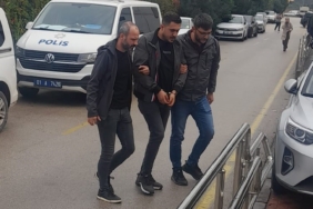 FİRARİ SUÇ ÖRGÜTÜ ÜYESİ, MİT VE POLİSİN ORTAK OPERASYONUYLA YAKALANDI