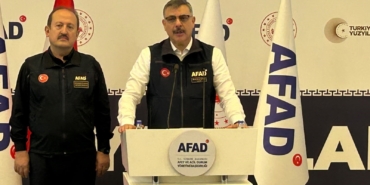 İÇİŞLERİ BAKANI ÇİFTÇİ: "ARAMA VE KURTARMA ÇALIŞMALARIMIZ KAPSAMINDA İSTANBUL GENELİNDE SU BASKINI VE SEL NEDENİYLE MAHSUR KALAN 2 BİN 727 VATANDAŞIMIZ SAĞ SALİM TAHLİYE EDİLMİŞTİR" "İSTANBUL'DA 2, KOCAELİ, ZONGULDAK, SAKARYA, DÜZCE VE YALOVA İLLERİMİZDE EĞİTİM ÖĞRETİME BUGÜN BİR GÜN SÜREYLE ARA VERİLMİŞTİR"