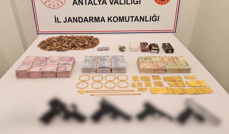 JANDARMADAN KEPEZ'DE UYUŞTURUCU OPERASYONU