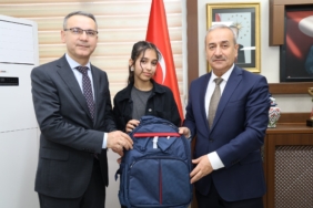 KARABÜKLÜ ÖĞRENCİ TÜRKİYE BİRİNCİSİ OLDU