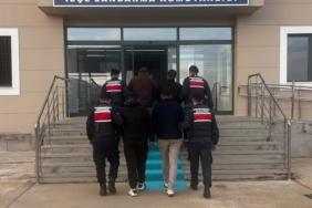 KIRIKKALE'DE 6 BİN 953 UYUŞTURUCU HAP ELE GEÇİRİLDİ: 4 TUTUKLAMA