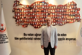 KIRŞEHİR'DE YAPTIĞI PROJELERLE ADINDAN SÖZ ETTİREN DERNEK BAŞKANI 4. KEZ YENİDEN SEÇİLDİ