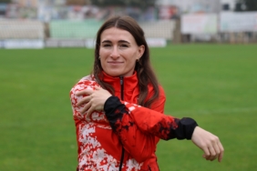 KIRŞEHİRLİ ATLET 13 YILLIK EMEĞİNİ AVRUPA'YA TAŞIMAK İSTİYOR ORTAOKULDA BAŞLADIĞI SPORDA GÖZÜNÜ AVRUPA ŞAMPİYONU OLMAYA DİKTİ