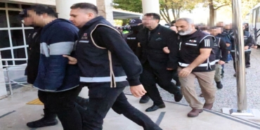 MİLAS BELEDİYESİ'NE OPERASYON ŞÜPHELİLERİ ADLİYEYE SEVK EDİLDİ