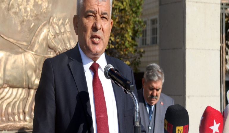 MUHTARLAR "MUHTARLIK YASASI" BEKLİYOR KAYSERİ'DE 19 EKİM MUHTARLAR GÜNÜ KUTLANDI