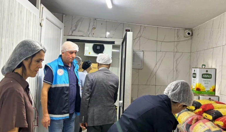 NAZİLLİ'DE KURUM YEMEKHANELERİNE SIKI DENETİM