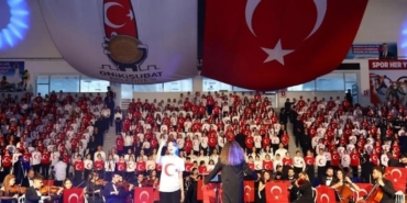 ONİKİŞUBAT'TA BİN 300 ÖĞRENCİ CUMHURİYET İÇİN AYNI SAHNEDE BULUŞACAK