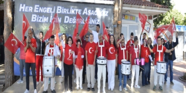 ÖZEL BİREYLERDEN CUMHURİYET COŞKUSU