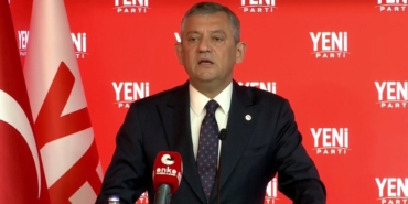 ÖZGÜR ÖZEL'DEN TEPKİ; "ŞENİZ BAŞKANA YAPILANLARI ASLA UNUTMAYACAĞIZ"