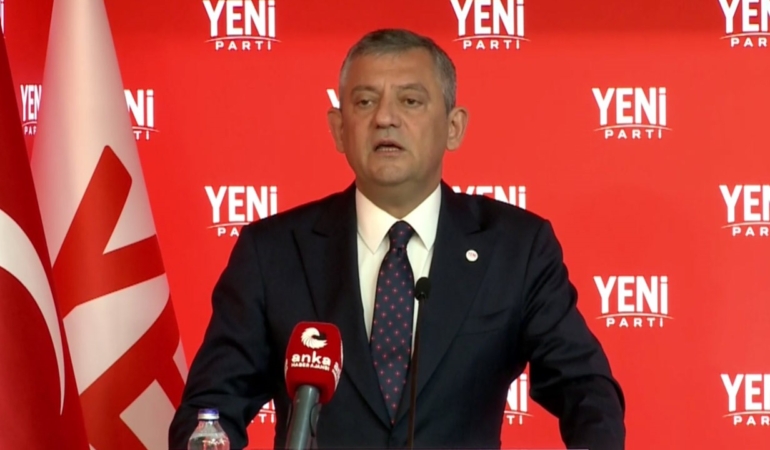 ÖZGÜR ÖZEL'DEN TEPKİ; "ŞENİZ BAŞKANA YAPILANLARI ASLA UNUTMAYACAĞIZ"