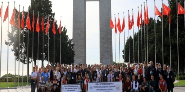 ŞEHİT AİLELERİNDEN ÇANAKKALE ZİYARETİ