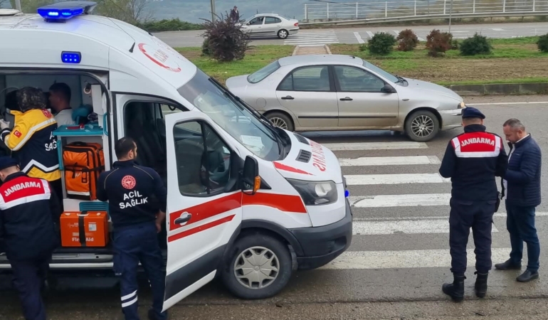 SİNOP'TA FECİ KAZA: 1'İ BEBEK 5 YARALI