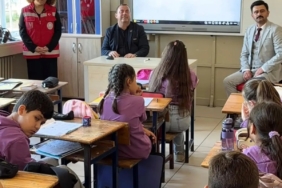 SİNOP'TA VATAN VE KAHRAMANLIK RUHU GENÇ NESİLLERE AKTARILDI