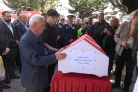 TEKNE KAZASINDA ÖLEN POLİS MEMURU NUMAN ŞEN, SON YOLCULUĞUNA UĞURLANDI
