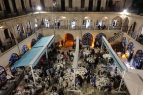 UNESCO MÜZİK ŞEHİRLERİ TOPLANTISI TARİHİ BARUTÇU HANI'NDA SIRA GECESİYLE SONA ERDİ