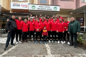 YEŞİL ÇİVRİL BELEDİYESPOR'DA TEK HEDEF 3. LİG