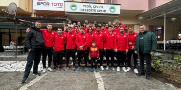 YEŞİL ÇİVRİL BELEDİYESPOR'DA TEK HEDEF 3. LİG