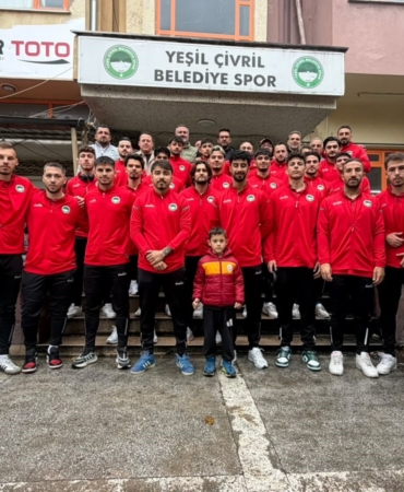 YEŞİL ÇİVRİL BELEDİYESPOR'DA TEK HEDEF 3. LİG