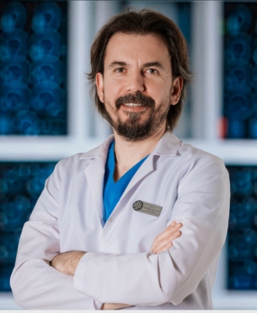 ZAYIFLAMA İĞNELERİNDE GİZLİ TEHLİKE; VERİLEN KİLOLAR GERİ DÖNEBİLİYOR DOÇ. DR. AYKOTA, ZAYIFLAMA İĞNELERİNDEKİ GİZLİ TEHLİKEYE KARŞI UYARIDA BULUNDU