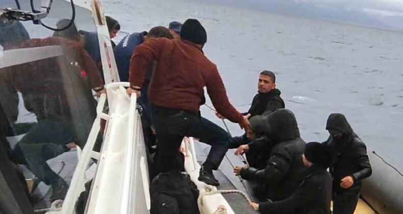 Datça’da 43 düzensiz göçmen yakalandı